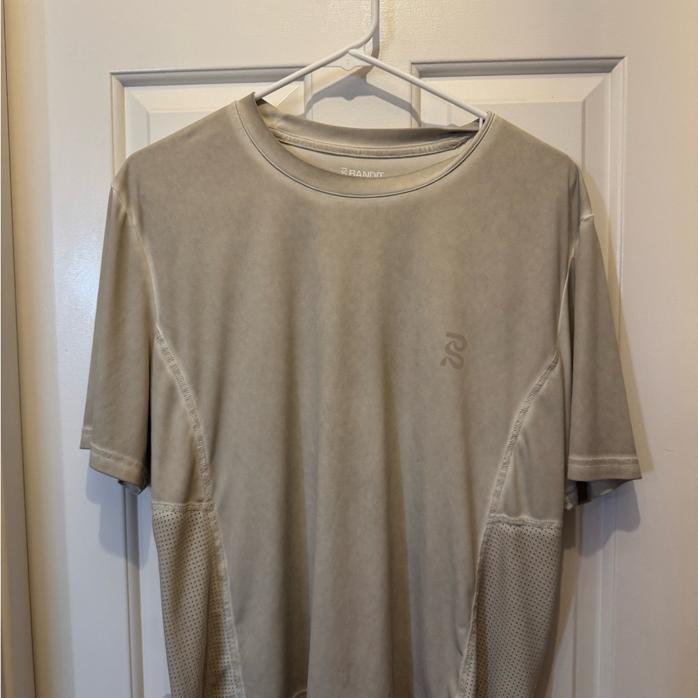 Bandit FrioSoft perforated box tee - Men’s S - “plaster” color